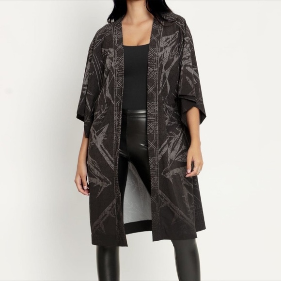 WITCHER SCHOOL ROBE SIZE SMALL BM NWT - Picture 3 of 5